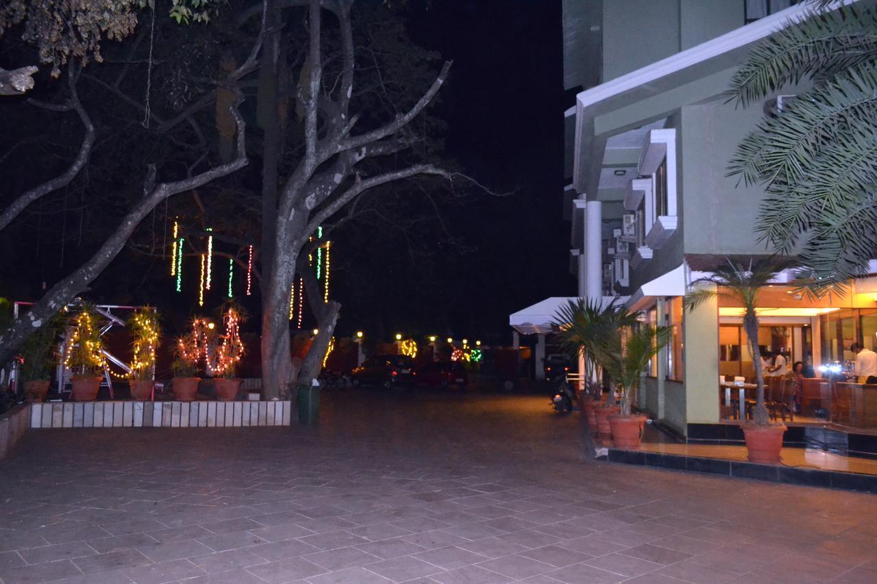 Jaffer Bhai'S Brickland Hotel Panchgani Exterior photo