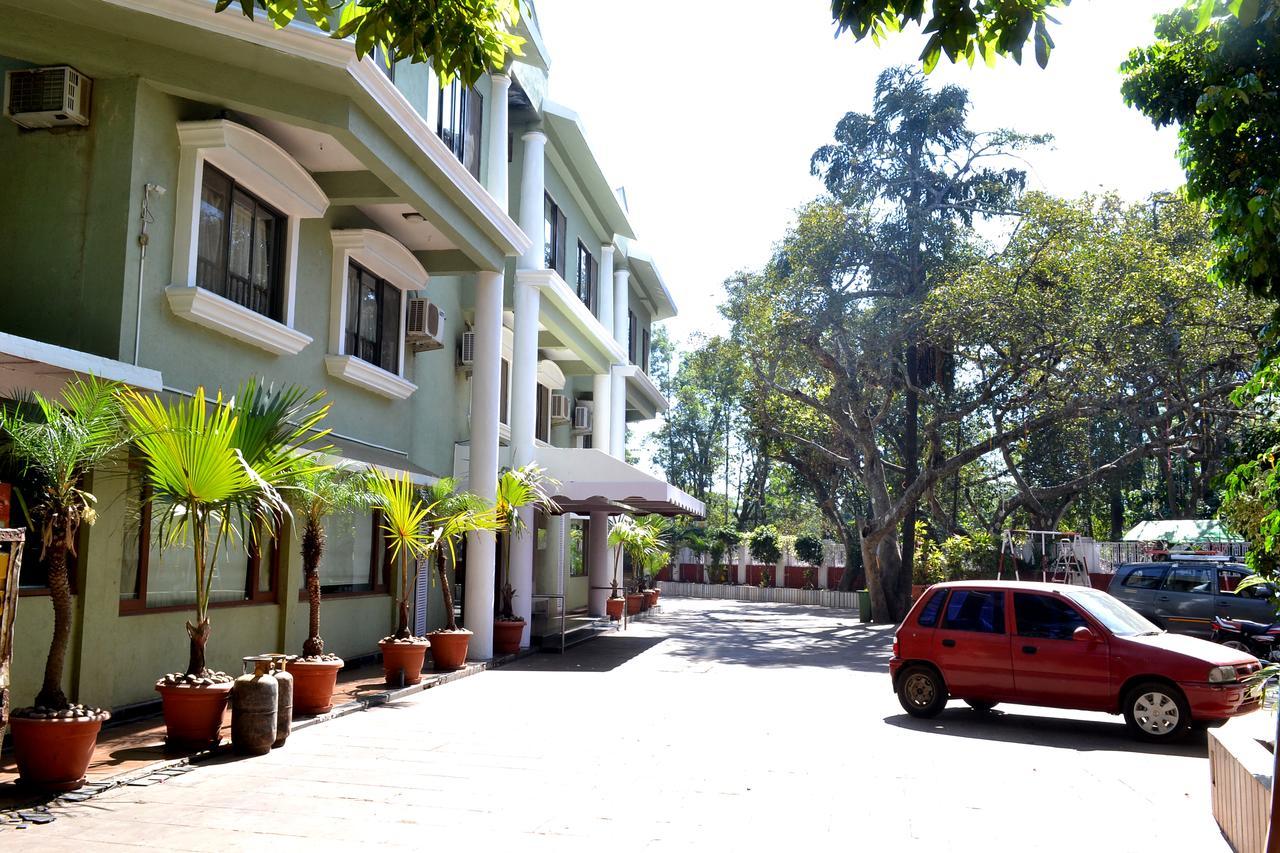 Jaffer Bhai'S Brickland Hotel Panchgani Exterior photo